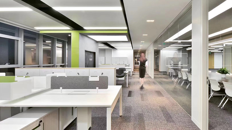 東方航空-歐時家具辦公家具定制案例